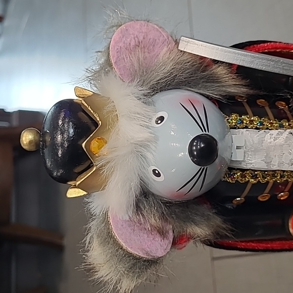 Holiday Lane Rat King Nutcracker NWT - Picture 3 of 6